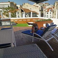 Отель Guest House Lisbon Terrace Suites II фото 4