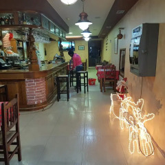 Отель Ave Del Mar Камариньяс гостиничный бар