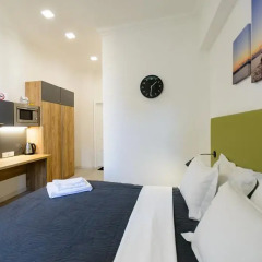 Гостиница Partner Guest House Khreschatyk 3* Студия разные типы кроватей фото 45