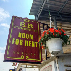 Отель B & B Accommodation Service