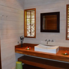 Отель Villa Honu by Tahiti Homes Французская Полинезия, Муреа - отзывы, цены и фото номеров - забронировать отель Villa Honu by Tahiti Homes онлайн ванная