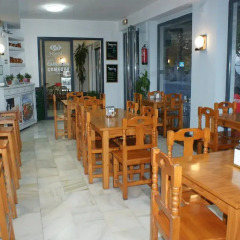 Отель Hostal Puerto Beach Испания, Мотрил - отзывы, цены и фото номеров - забронировать отель Hostal Puerto Beach онлайн питание
