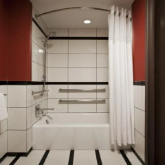 Отель Park Central Hotel New York США, Нью-Йорк - 8 отзывов об отеле, цены и фото номеров - забронировать отель Park Central Hotel New York онлайн ванная