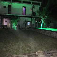 Отель Relax Inn Hikkaduwa Шри-Ланка, Хиккадува - отзывы, цены и фото номеров - забронировать отель Relax Inn Hikkaduwa онлайн парковка