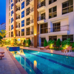 Отель City Garden Pratamnak Condominium By Mr.butler Паттайя бассейн