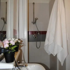 Отель Guest House Esha Стандартный номер с различными типами кроватей фото 4