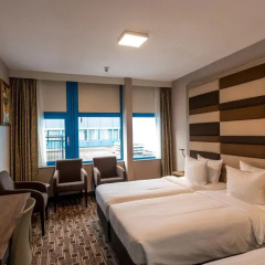 Отель Best Western Plus Blue Square 4* Стандартный номер с различными типами кроватей фото 3