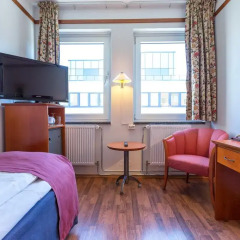 Amalie Hotel 3* Стандартный номер с различными типами кроватей фото 3