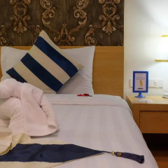 Отель iCheck inn Central Patong 3* Улучшенный номер с 2 отдельными кроватями фото 5