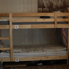 Hostel Na Kakhovke Кровать в мужском общем номере с двухъярусными кроватями