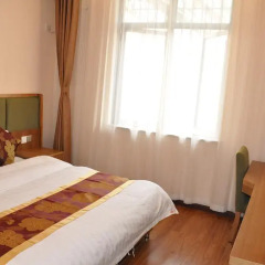 Chengdu Holly Hostel Стандартный номер с различными типами кроватей фото 4