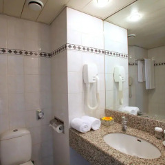 Отель Hilton Park Nicosia 4* Представительский номер с различными типами кроватей