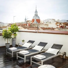 Апартаменты Eric Vökel Boutique Apartments - Madrid Suites бассейн фото 2
