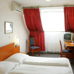 City Hotel Tabor 3* Стандартный номер с разными типами кроватей фото 4