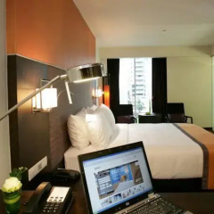 Отель Radisson Suites Bangkok Sukhumvit Бангкок комната для гостей