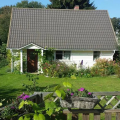 Отель Ööbiku Holiday Home