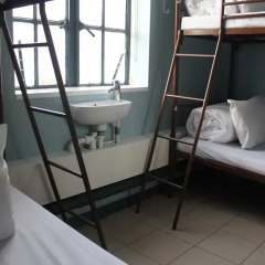 Отель Restup London Кровать в общем номере фото 36