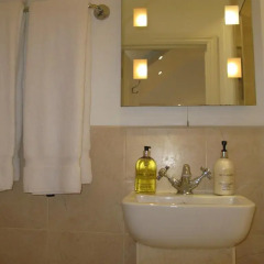 Отель Sea Breeze Brighton 4* Улучшенный номер с различными типами кроватей фото 4