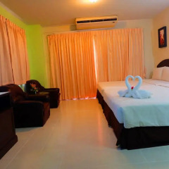 J.A.Villa Pattaya Hotel 4* Стандартный номер с различными типами кроватей фото 4