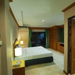 Отель Golden Villa 3* Улучшенный номер с различными типами кроватей фото 2