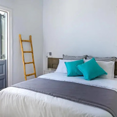 Отель Bay Bees Sea view Suites & Homes комната для гостей фото 4