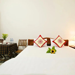 Отель Family Homestay комната для гостей
