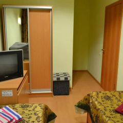 Hotel Oktyabr'skaya On Belinskogo Стандартный номер 2 отдельные кровати фото 4