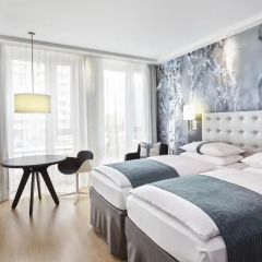 Отель Holiday Inn Berlin-Alexanderplatz 4* Стандартный номер с двуспальной кроватью фото 9