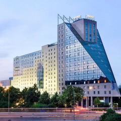 Estrel Hotel Berlin 4* Стандартный номер с различными типами кроватей фото 2