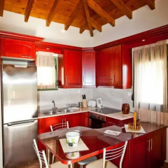Отель Aselinos Suites 3* Коттедж с различными типами кроватей фото 26
