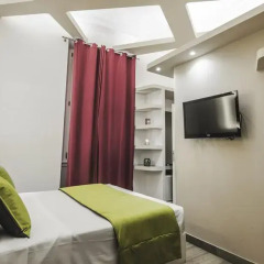 Отель Town House Spagna 3* Улучшенный номер с различными типами кроватей фото 28