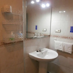 Hotel Agur 2* Улучшенный номер с различными типами кроватей фото 3