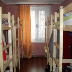 Atlant Hostel Кровать в мужском общем номере с двухъярусными кроватями