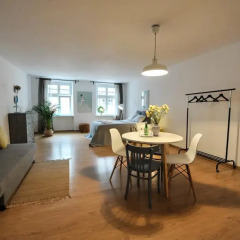 Отель Cocorico Apartments Польша, Познань - отзывы, цены и фото номеров - забронировать отель Cocorico Apartments онлайн комната для гостей фото 3