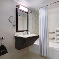 Отель Crowne Plaza San Jose-Silicon Valley 3* Стандартный номер с различными типами кроватей