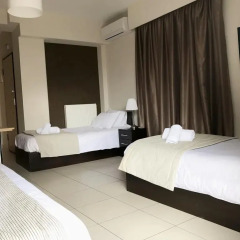 Mc Queen Hotel 3* Улучшенные апартаменты с различными типами кроватей фото 4