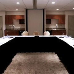 Отель Service Plus Inns & Suites Calgary Канада, Калгари - отзывы, цены и фото номеров - забронировать отель Service Plus Inns & Suites Calgary онлайн помещение для мероприятий фото 2