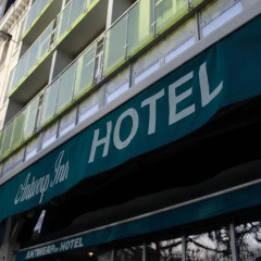 Отель Antwerp Inn городской автобус