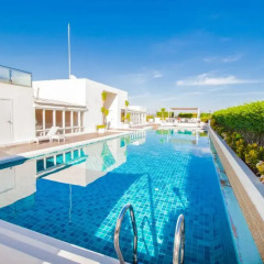 Отель Hyde Park Residence by Pattaya Sunny rentals Паттайя бассейн фото 2