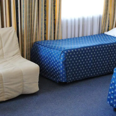 Hotel Tumski 3* Стандартный семейный номер с двуспальной кроватью