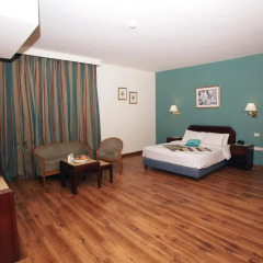 Отель Golden Tulip Aqaba 4* Полулюкс с различными типами кроватей