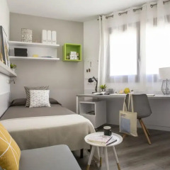 Отель Residencia Universitaria Barcelona Diagonal Барселона в номере