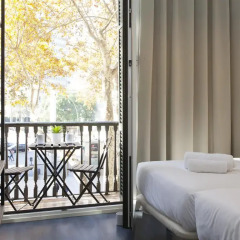 Ramblas by Pillow Hostel - Adults only Стандартный номер с 2 отдельными кроватями фото 10