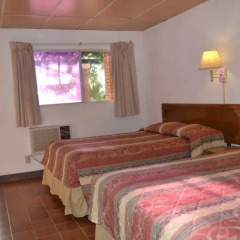 Las Palmas Hotel 3* Стандартный номер с двуспальной кроватью