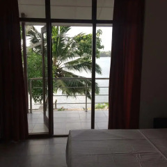 Отель Riverside Inn Fuji комната для гостей