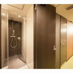 Centurion Hotel Residential Cabin Tower 2* Кровать в мужском общем номере с двухъярусной кроватью
