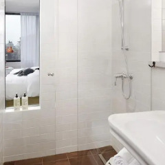 25hours Hotel at MuseumsQuartier 4* Улучшенный номер с различными типами кроватей фото 5