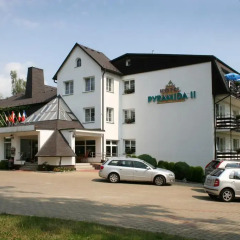 Hotel Pyramida Ii Франтишкови-Лазне парковка