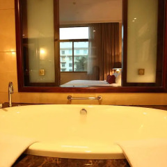 Dong Fang Hotel ванная