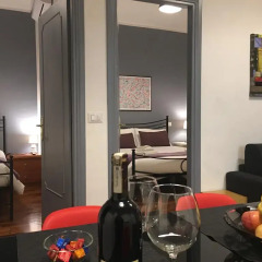 Апартаменты Cozy Halldis studio just 10 minutes walk from Colosseum Рим комната для гостей фото 4